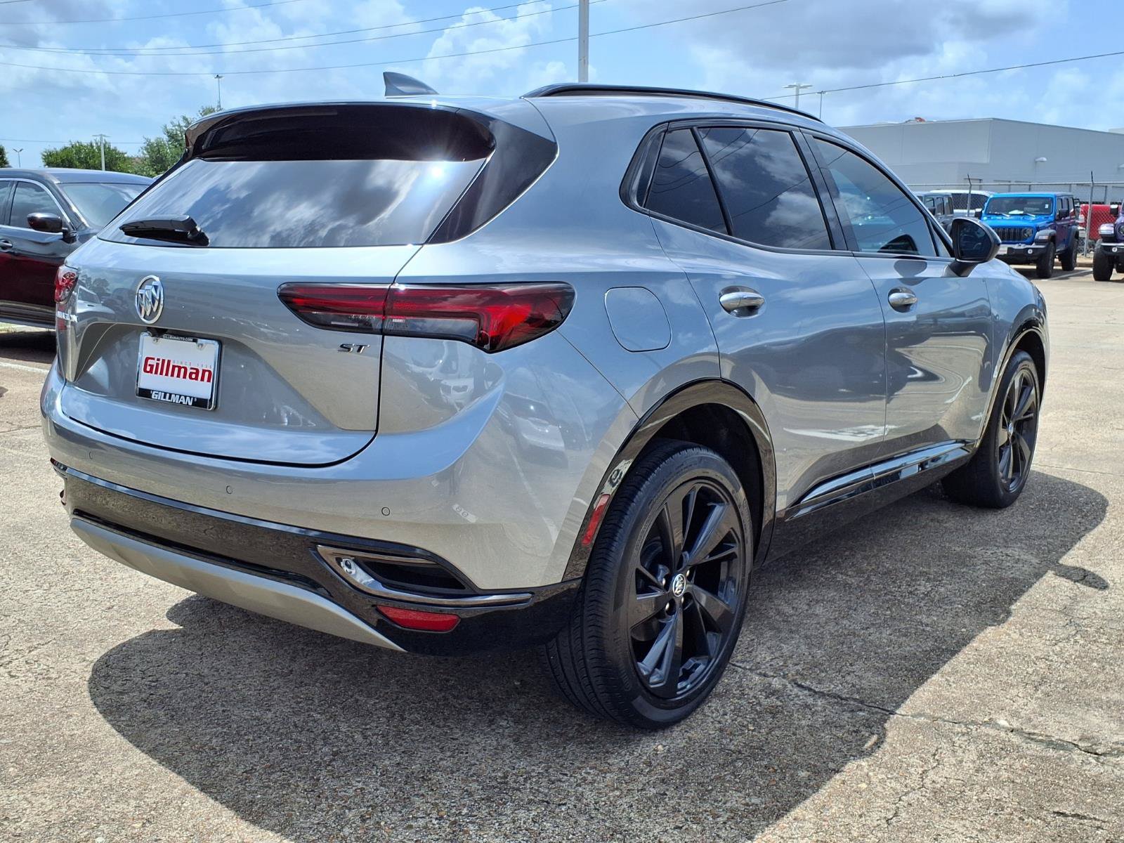 Used 2023 Buick Envision Essence w/ Sport Touring Package FWD image 27