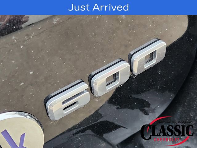 Used 2025 Cadillac Escalade ESV Premium Luxury w/ LPO, Floor Liner Package AWD/4WD image 13