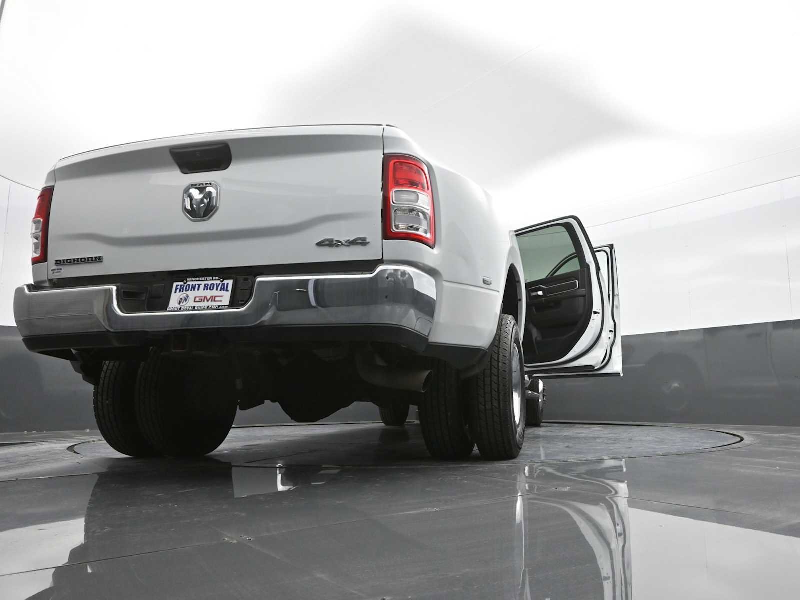 Used 2024 RAM 3500 Big Horn image 42