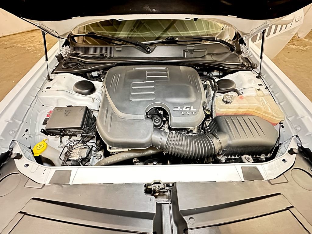 Used 2016 Dodge Challenger SXT w/ Sound Group image 45