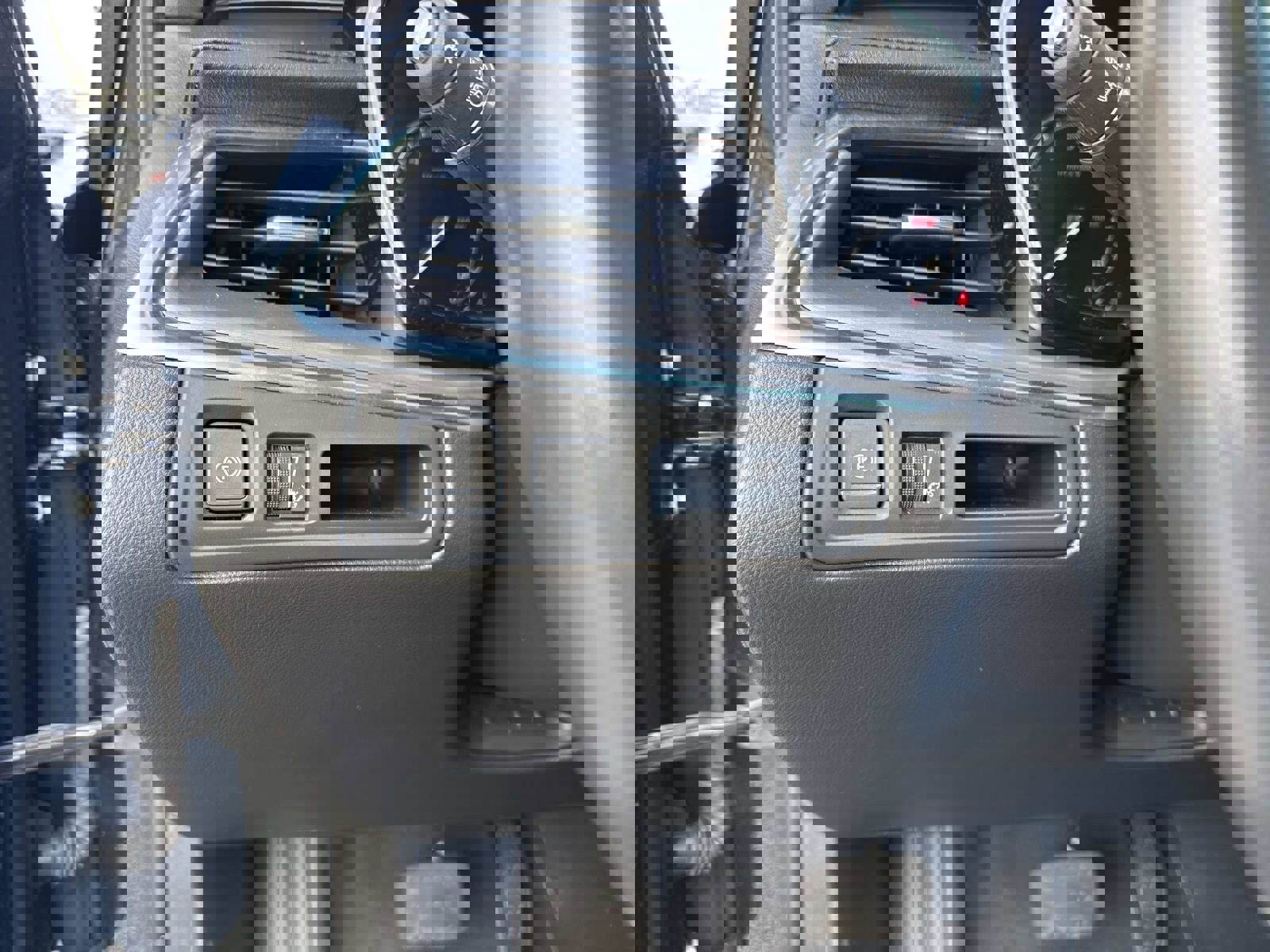 Certified 2023 Cadillac XT5 Luxury image 30