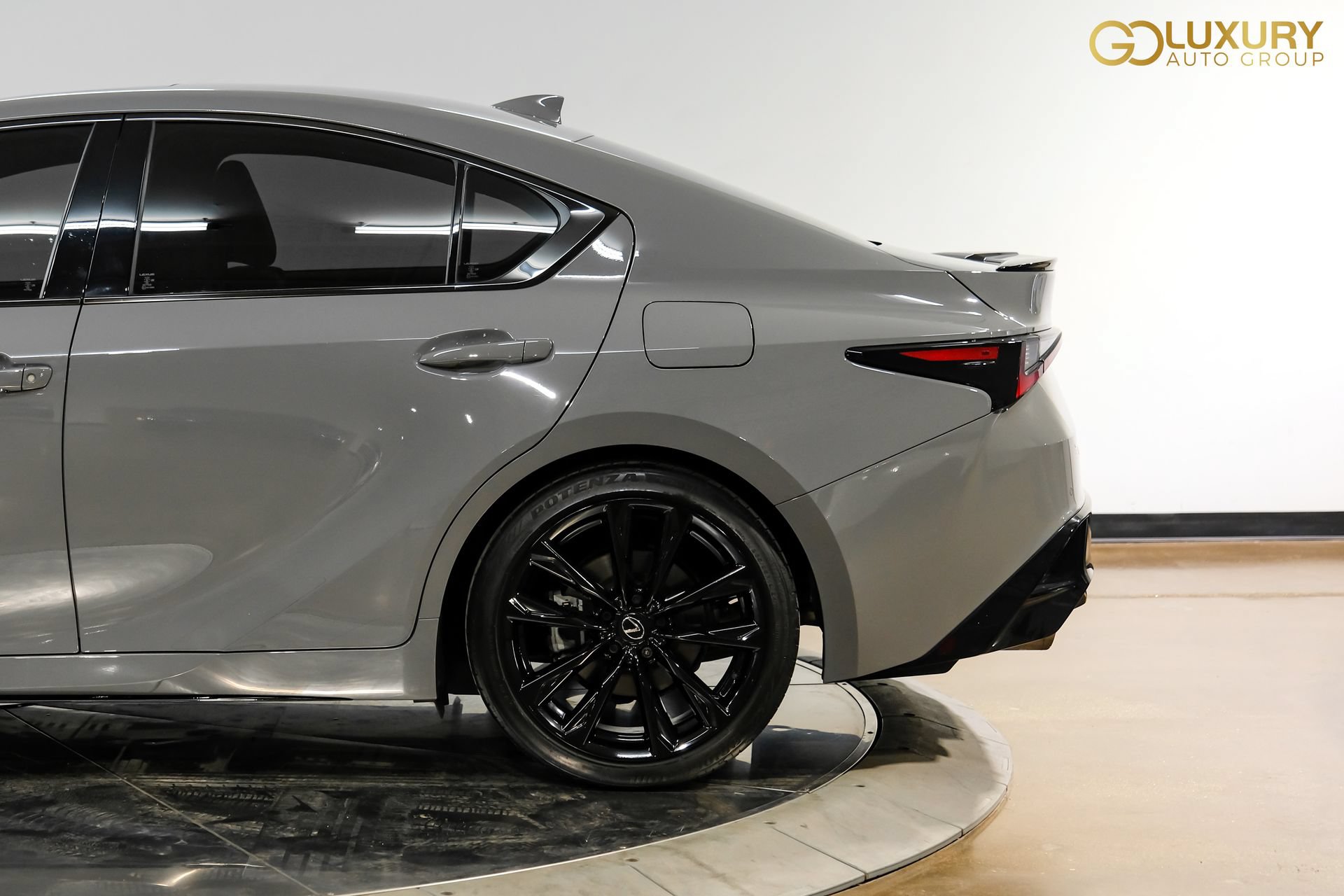 Used 2025 Lexus IS 350 F Sport w/ Navigation Package RWD image 15