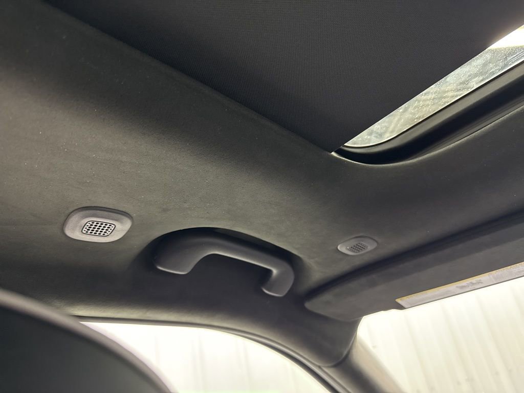 New 2026 Jeep Grand Cherokee Summit image 17