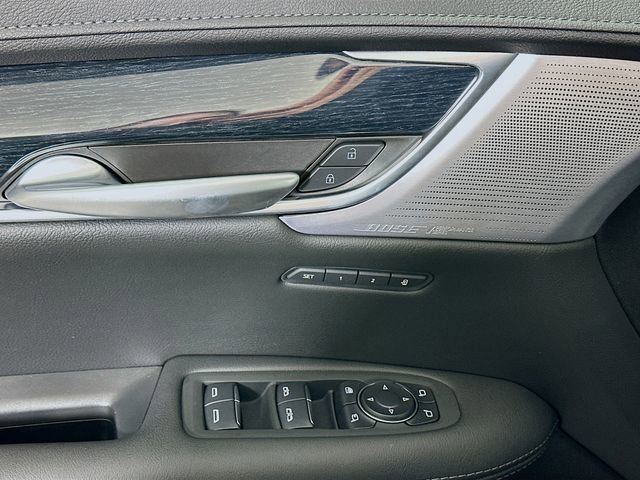 New 2026 Cadillac XT5 Premium Luxury image 17