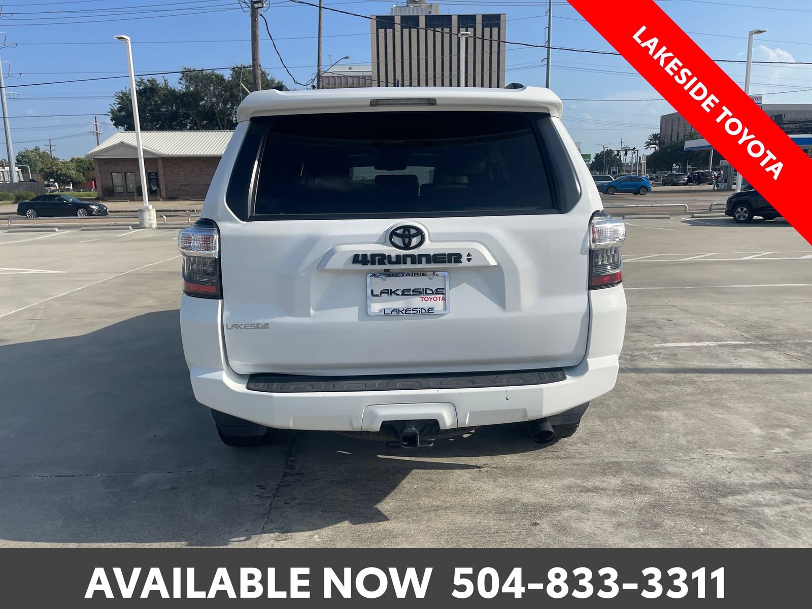 Used 2021 Toyota 4Runner SR5 Premium w/ Moonroof Package RWD image 4