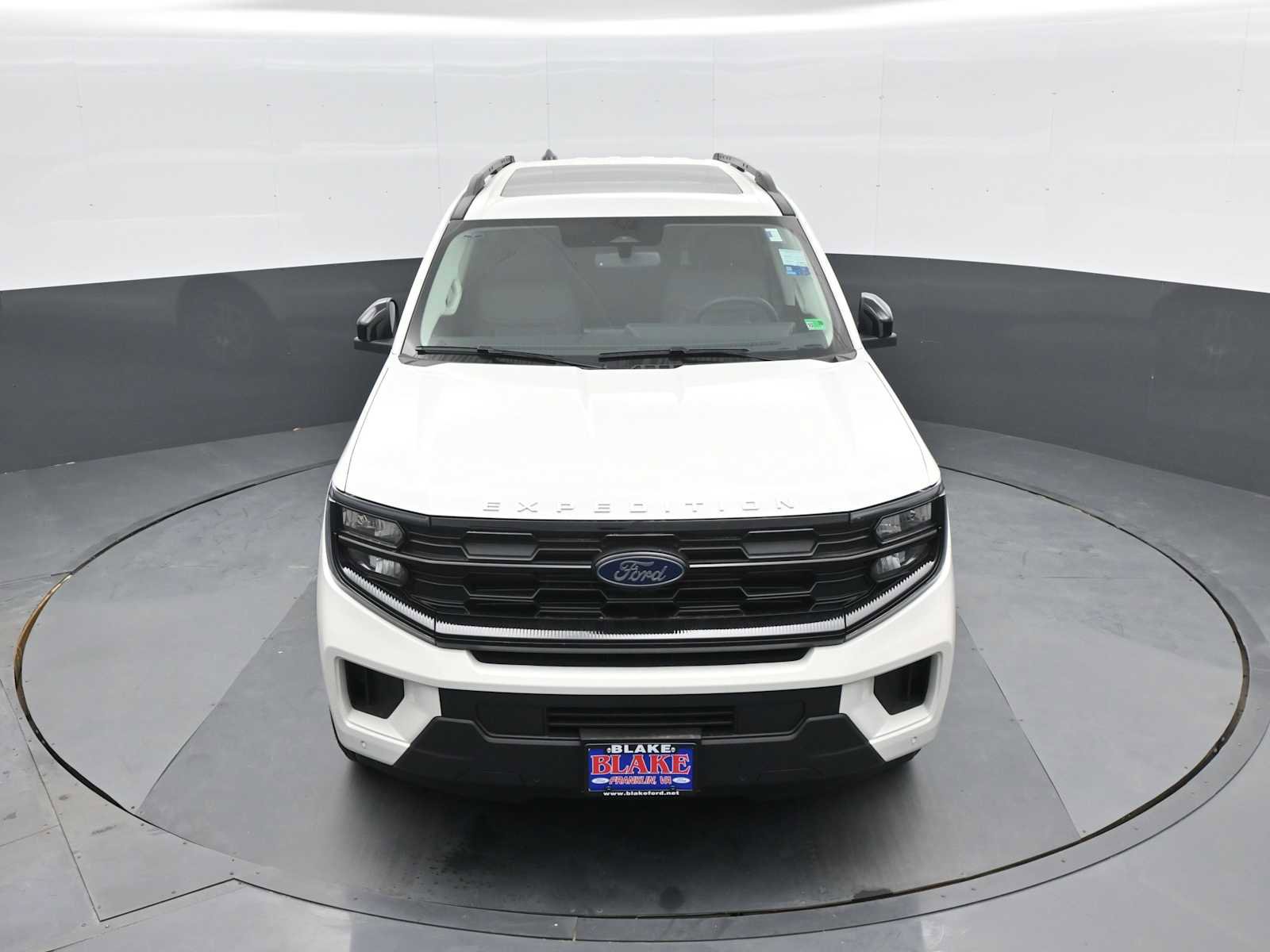 New 2025 Ford Expedition Active image 12