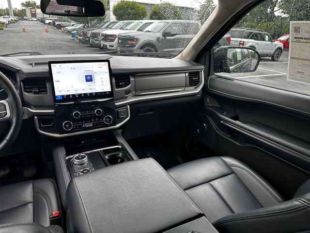 Certified 2023 Ford Expedition XLT AWD/4WD image 17