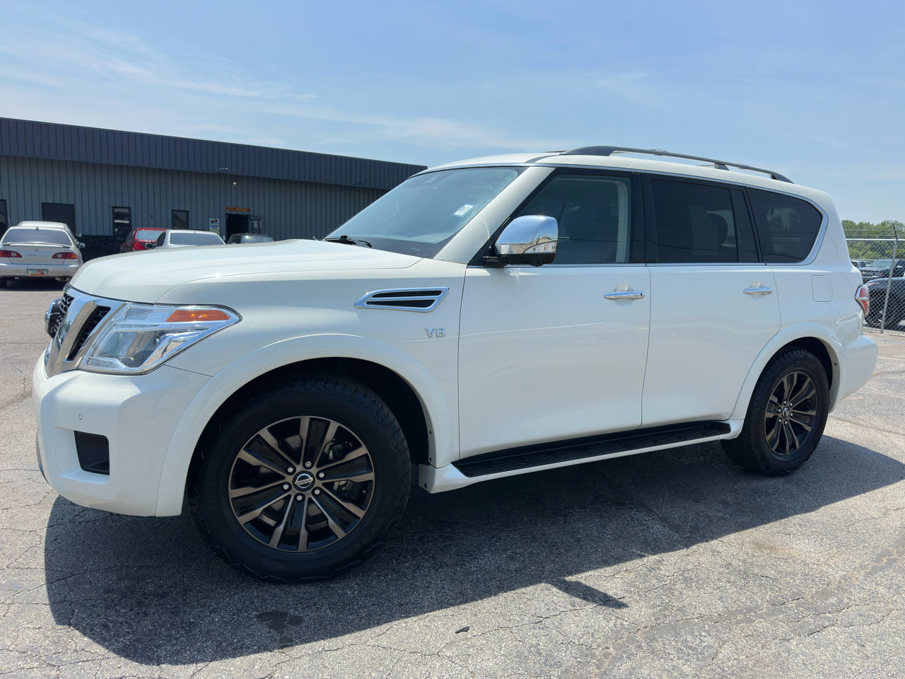 Used 2020 Nissan Armada Platinum w/ Captain's Chairs Package image 4