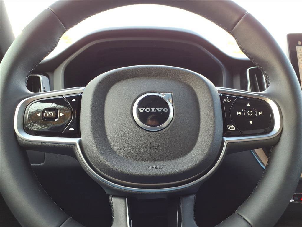 New 2026 Volvo XC60 B5 Plus w/ Protection Package Premier image 23