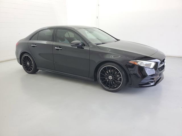 Used 2022 Mercedes-Benz A 220 image 4