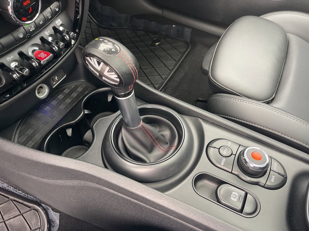 Used 2019 MINI Cooper Clubman S image 18