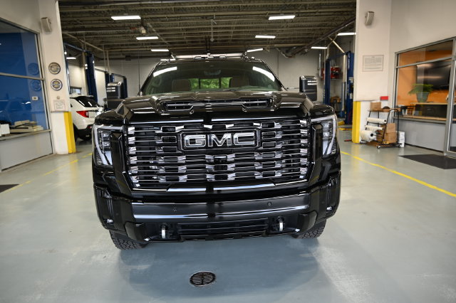New 2026 GMC Sierra 2500 Denali Ultimate w/ Max Trailering Package AWD/4WD image 2