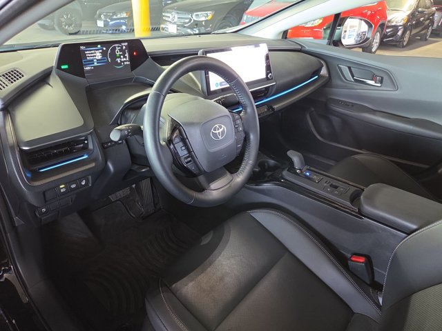 Used 2024 Toyota Prius XLE FWD image 10
