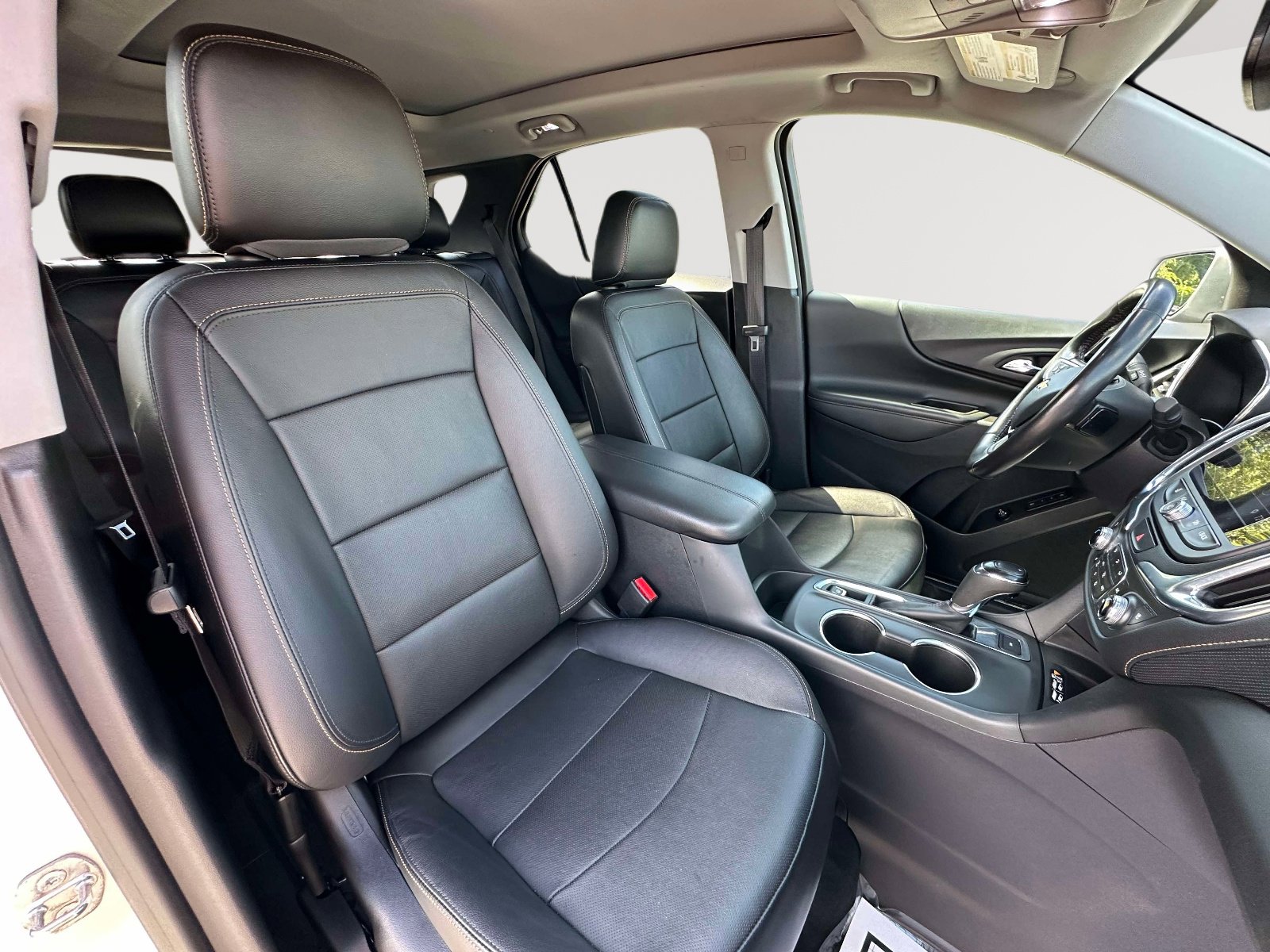 Used 2021 Chevrolet Equinox Premier image 28