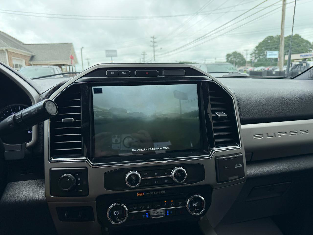 Used 2022 Ford F450 Lariat w/ Lariat Value Package AWD/4WD image 16