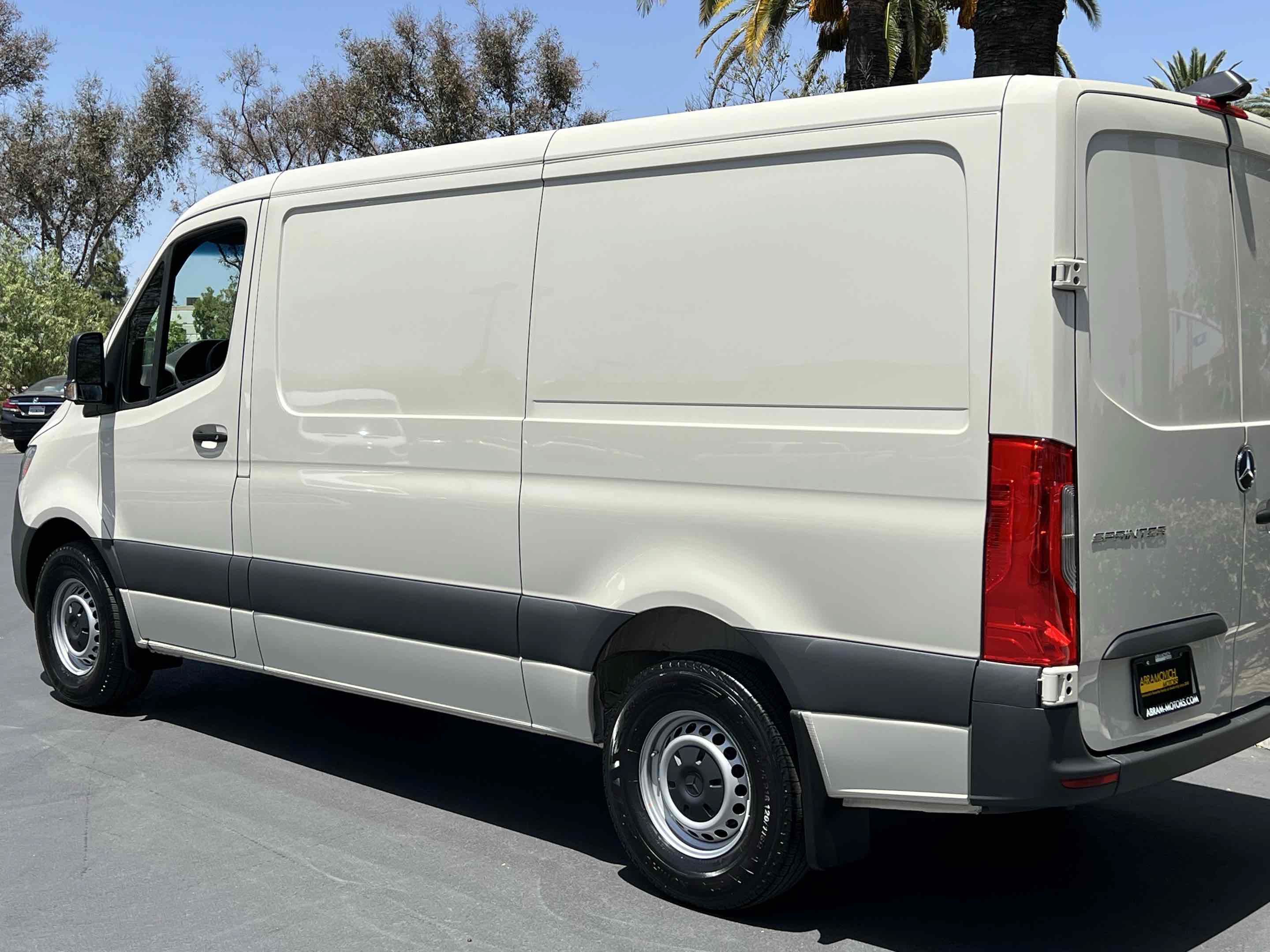 Used 2026 Mercedes-Benz Sprinter 2500 image 33