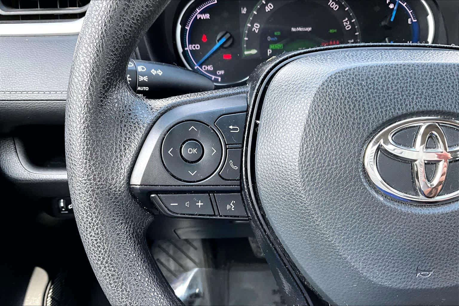 Used 2024 Toyota RAV4 XLE AWD/4WD image 23