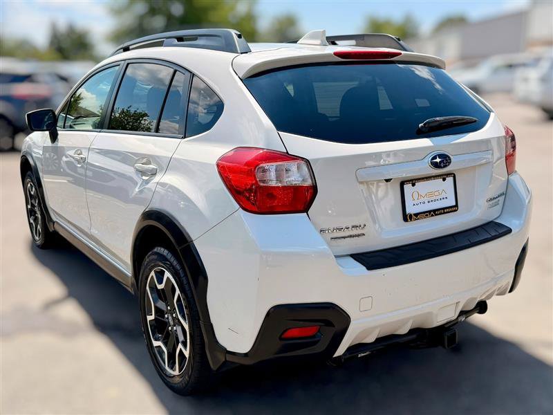 Used 2017 Subaru Crosstrek 2.0i Premium AWD/4WD image 5