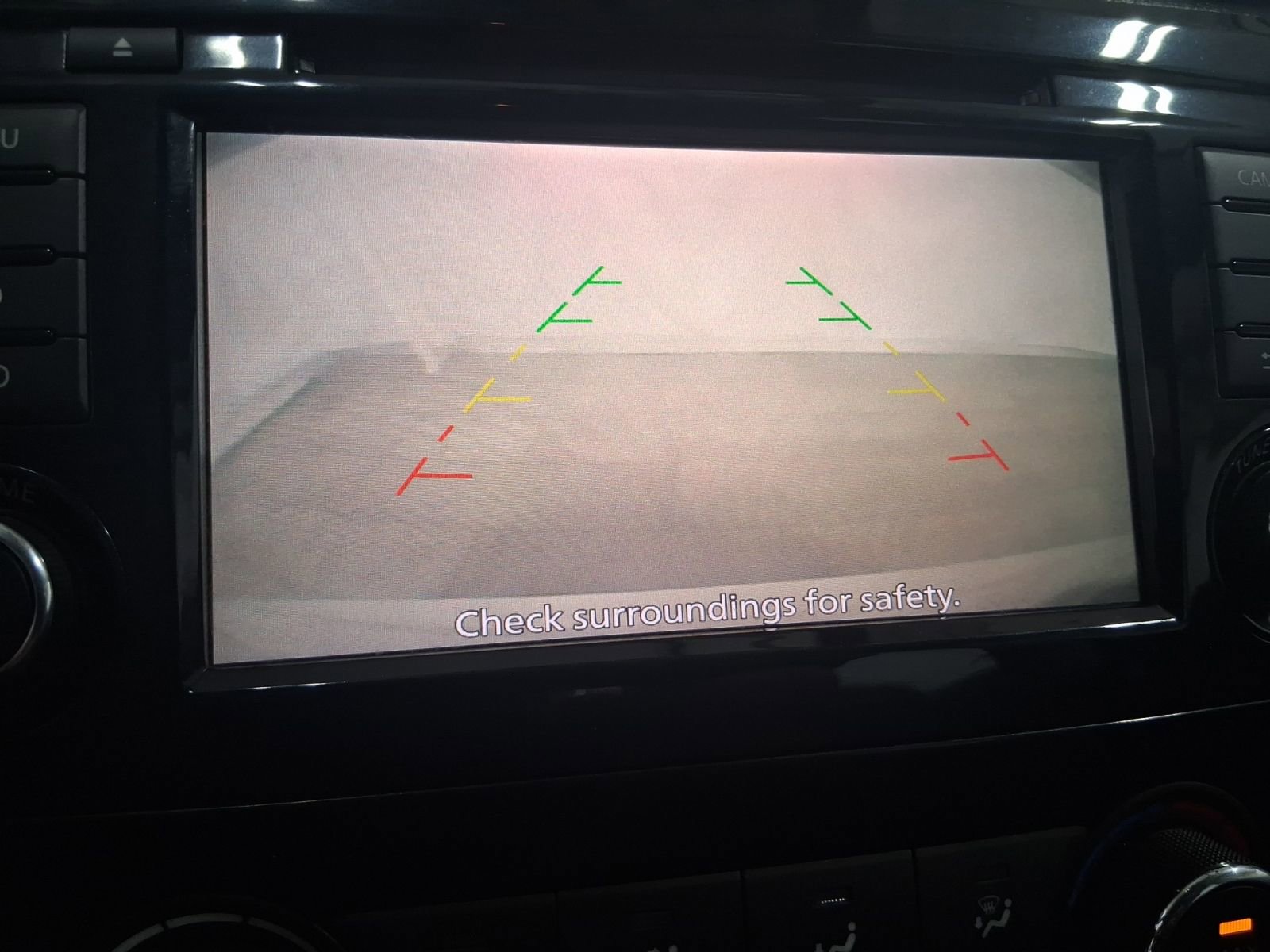 Used 2018 Nissan Rogue S AWD/4WD image 30