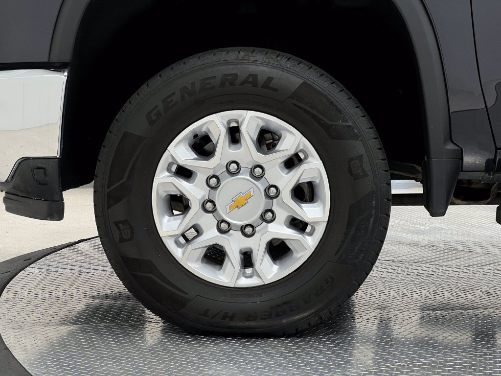 Used 2024 Chevrolet Silverado 2500 LTZ AWD/4WD image 37