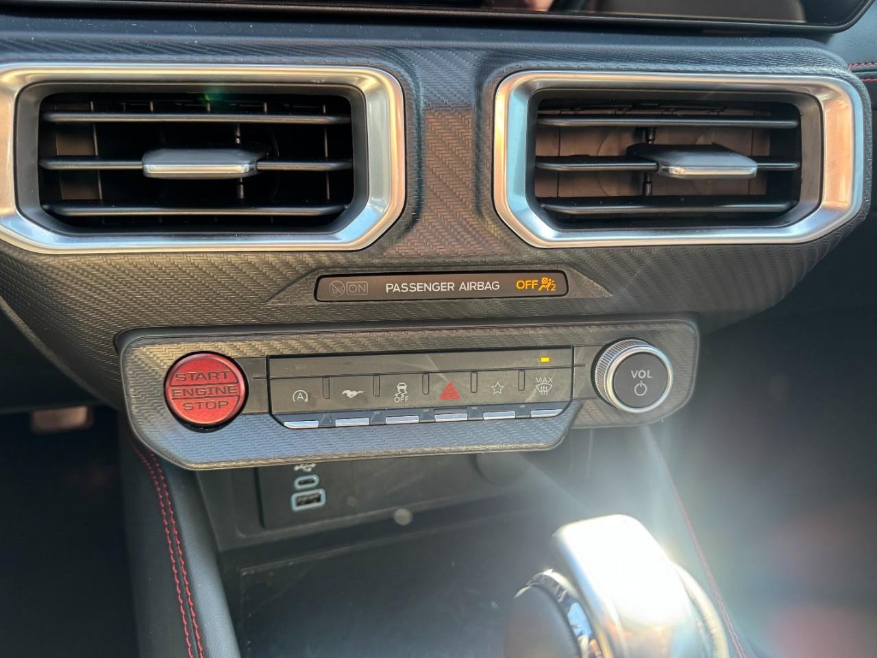 Used 2025 Ford Mustang Premium image 16