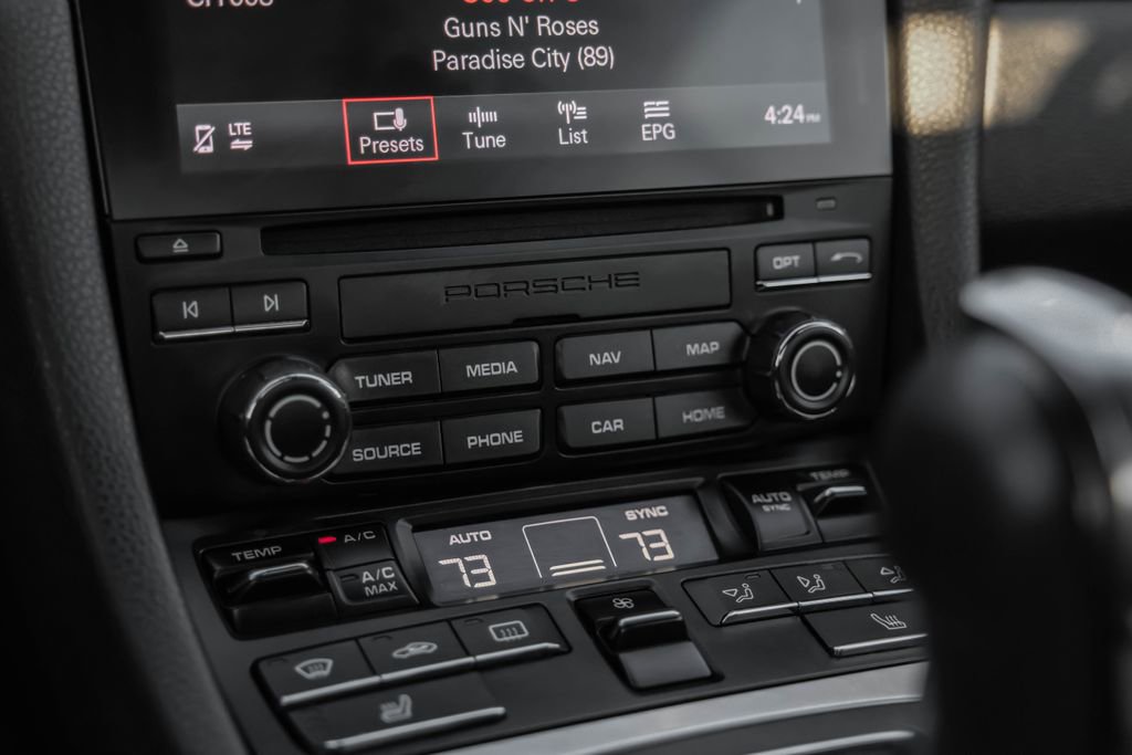 Used 2018 Porsche 718 Cayman S image 24