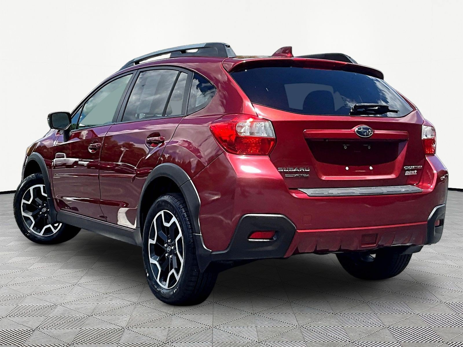 Used 2016 Subaru Crosstrek 2.0i Limited AWD/4WD image 4