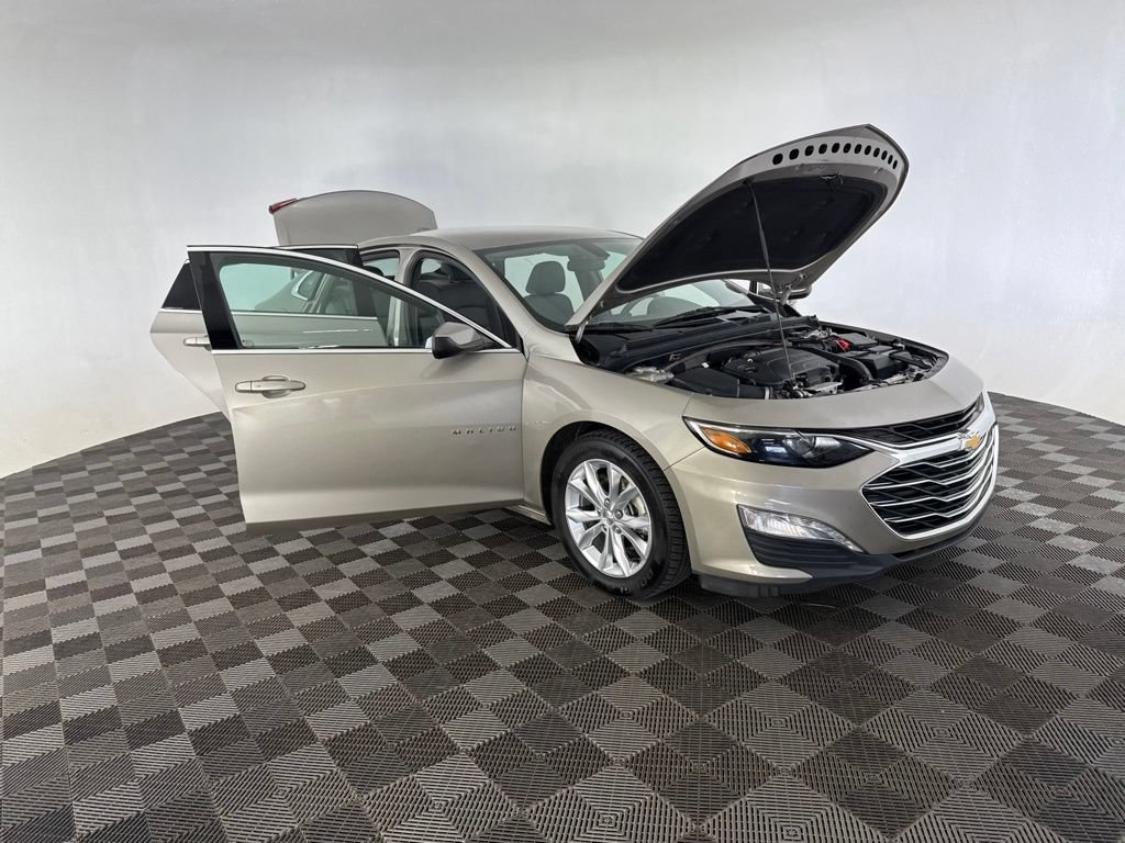 Used 2022 Chevrolet Malibu LT FWD image 13