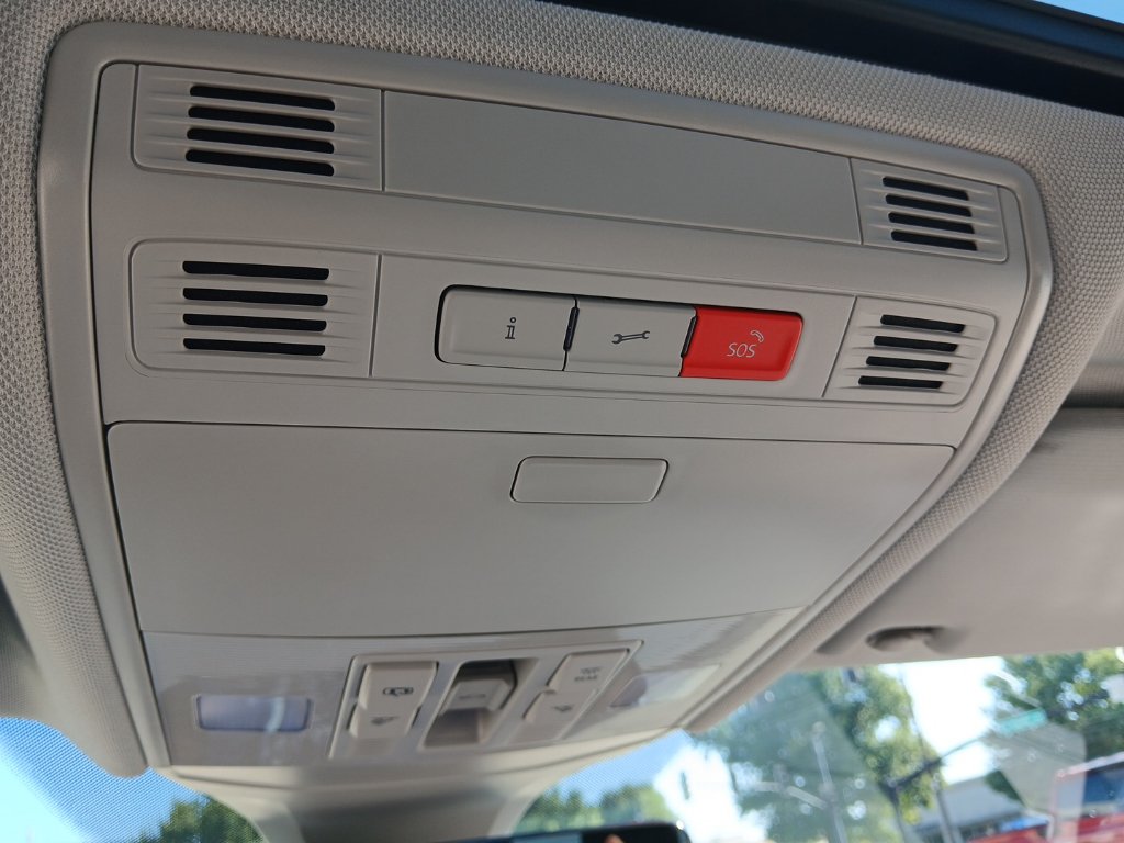 New 2027 Volkswagen Jetta SE FWD image 19