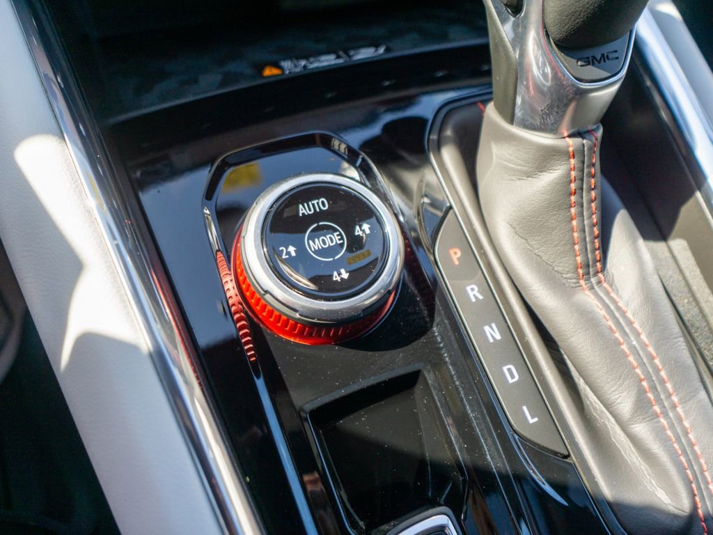 Used 2023 GMC Canyon AT4X image 31