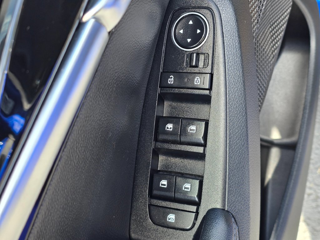 Used 2021 Kia Seltos S AWD/4WD image 14