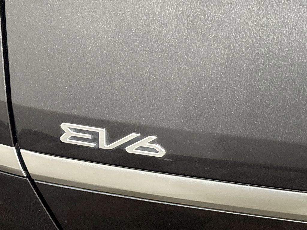 Used 2023 Kia EV6 Wind image 25