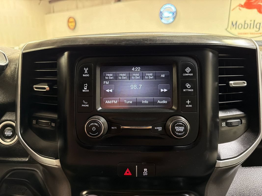 Used 2021 RAM 3500 Big Horn AWD/4WD image 38