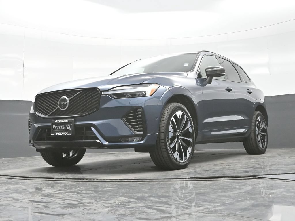 Used 2026 Volvo XC60 B5 Plus AWD/4WD image 23