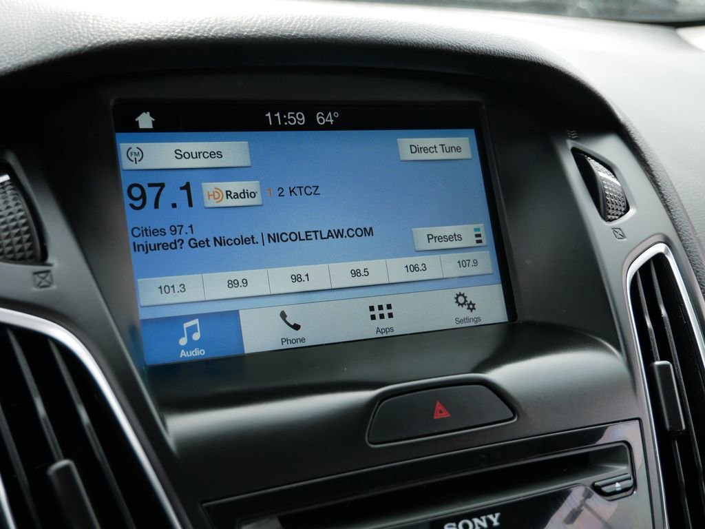 Used 2017 Ford Focus Titanium FWD image 24