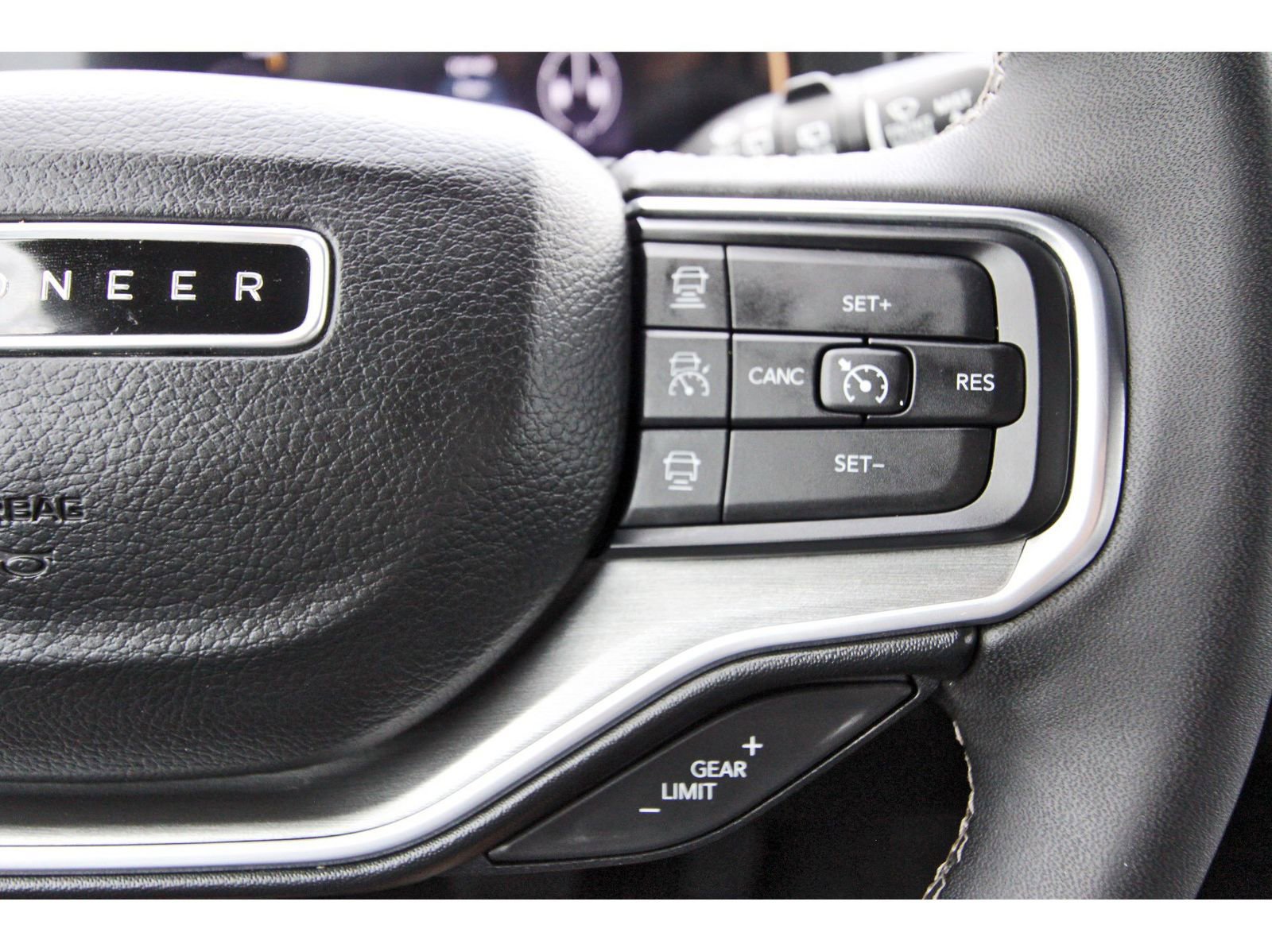 Used 2024 Jeep Wagoneer Series II image 22