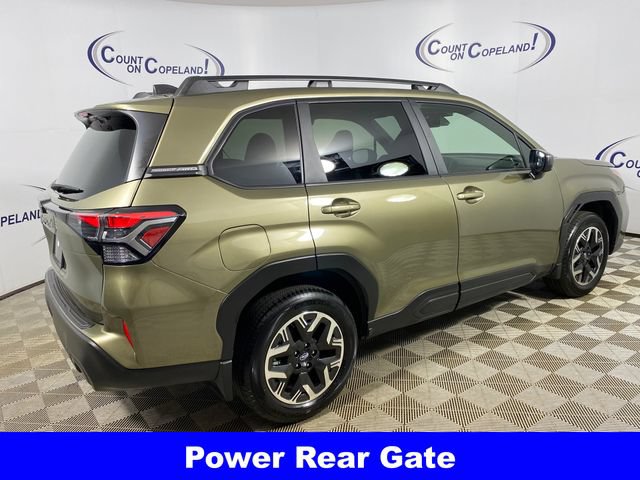 Used 2025 Subaru Forester Premium AWD/4WD image 7