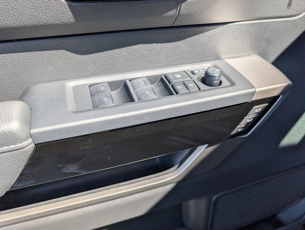 New 2026 Toyota Tundra Limited AWD/4WD image 10