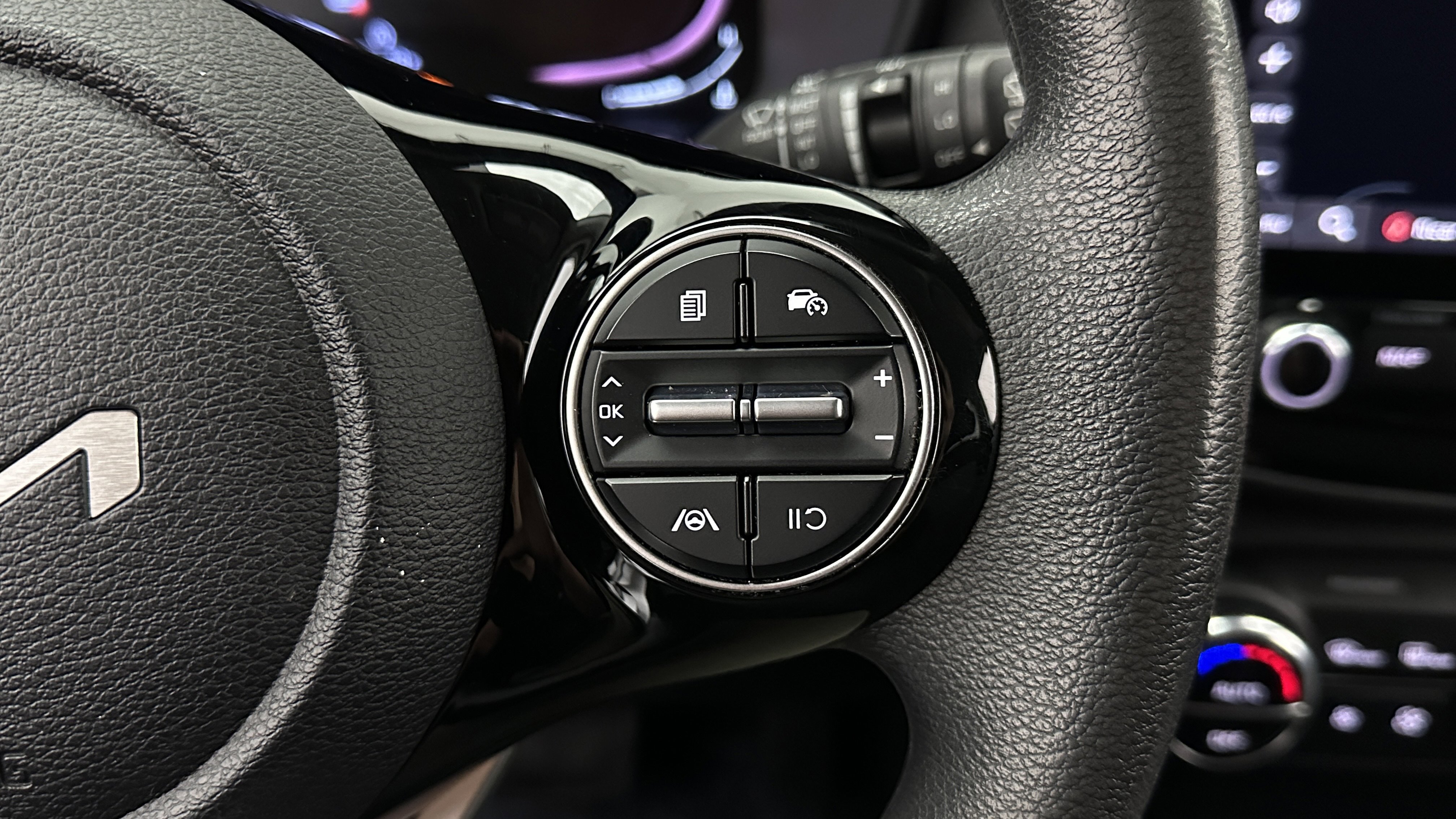 Used 2023 Kia Soul S FWD image 21