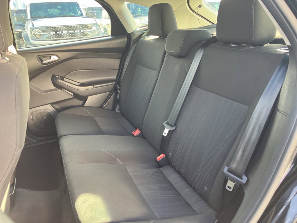 Used 2018 Ford Focus SE image 29