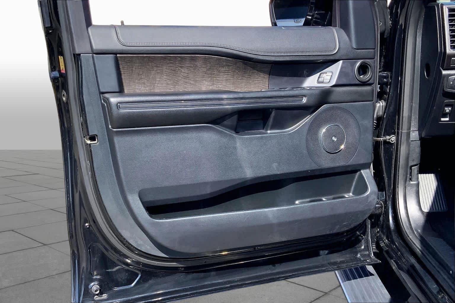 Used 2018 Ford Expedition Max Limited w/ Equipment Group 302A RWD image 22