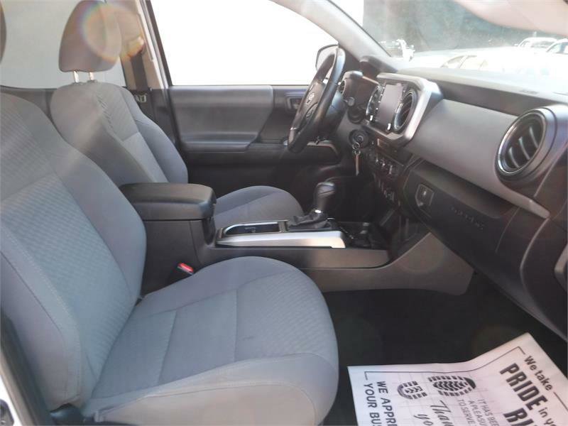 Used 2021 Toyota Tacoma 4x4 Double Cab image 4
