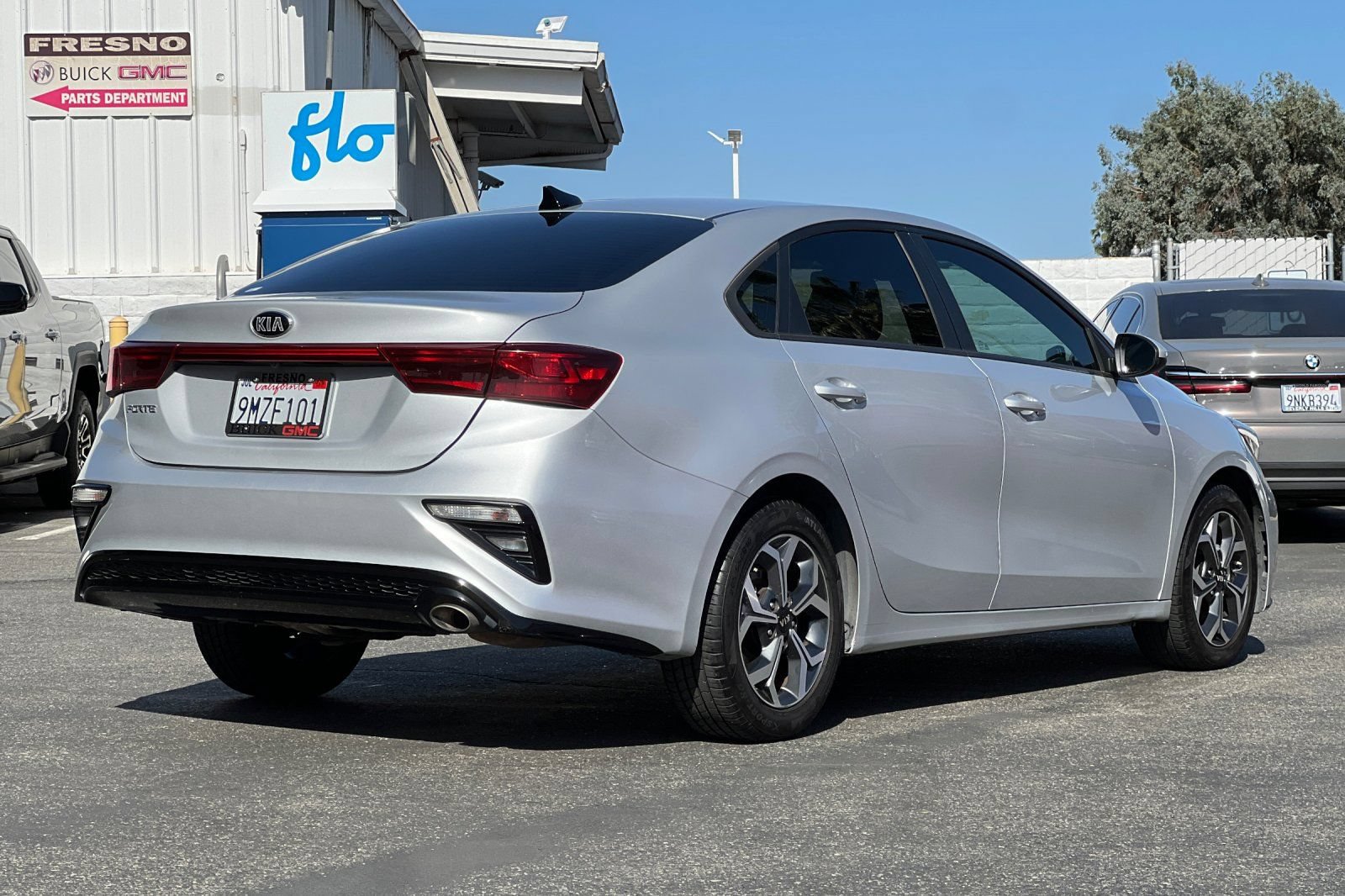 Used 2021 Kia Forte LXS FWD image 4