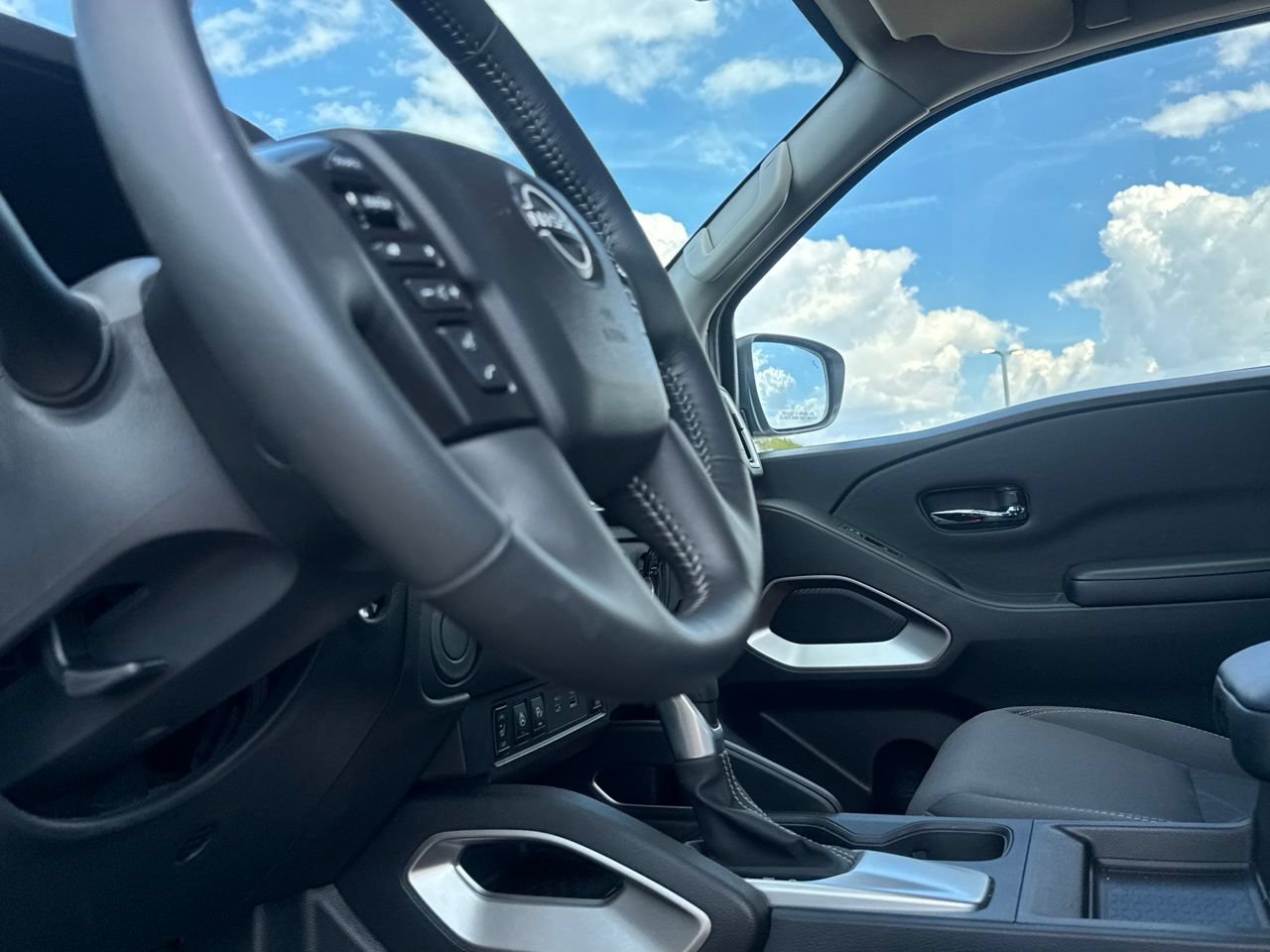 Certified 2026 Nissan Frontier SV w/ All-Weather Content Package RWD image 33