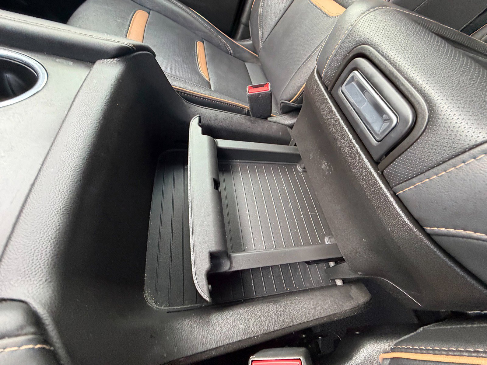 Certified 2023 GMC Yukon AT4 image 19