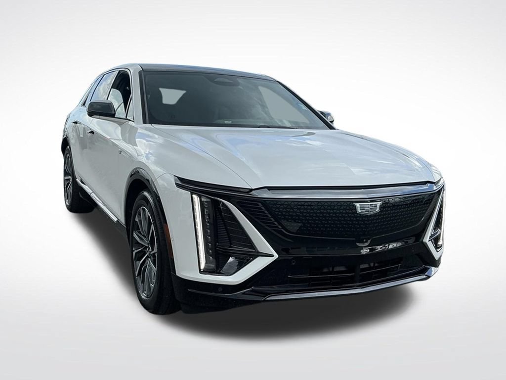 Used 2024 Cadillac Lyriq Sport AWD/4WD image 16