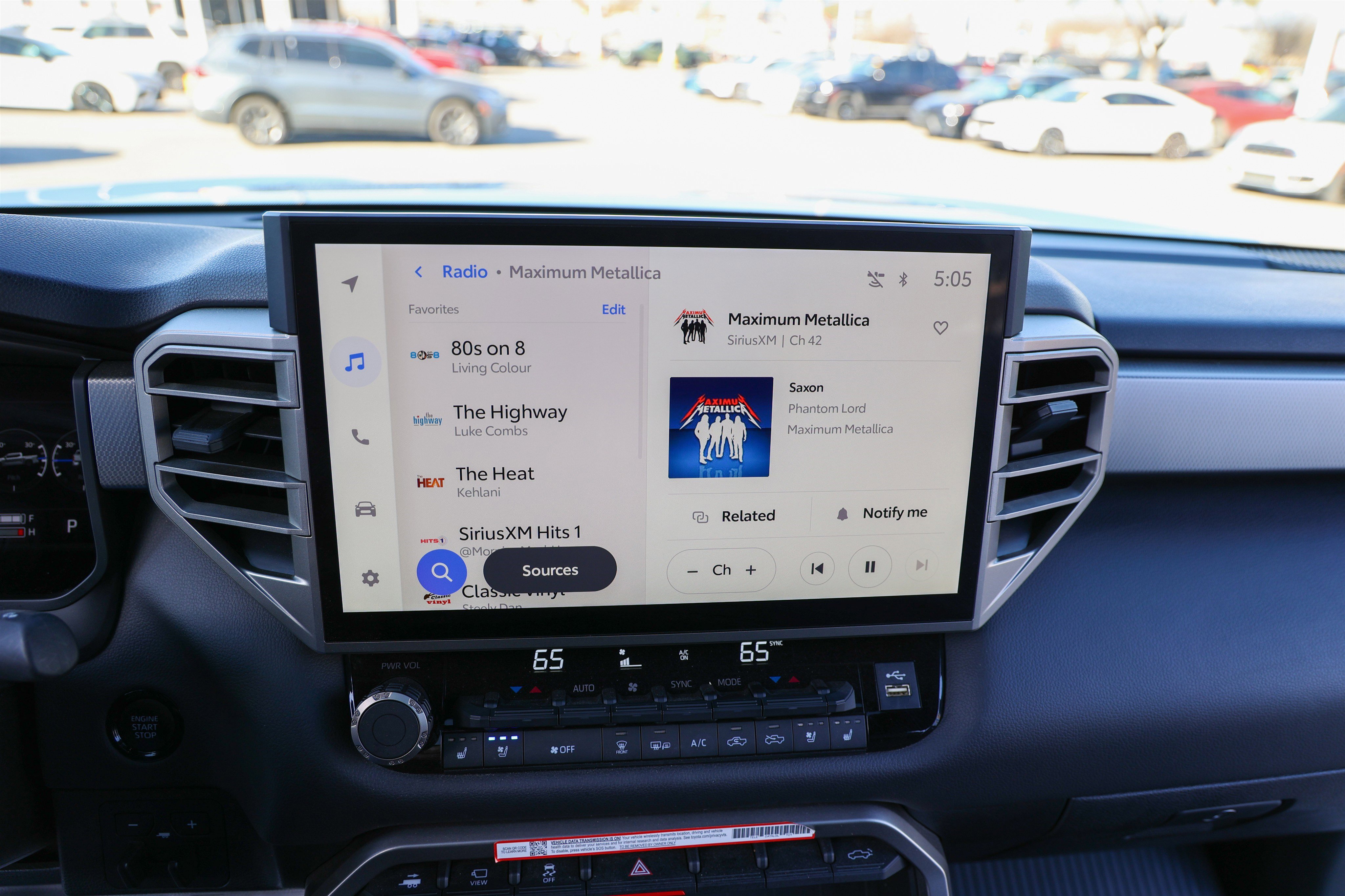 Used 2025 Toyota Tundra Limited image 23