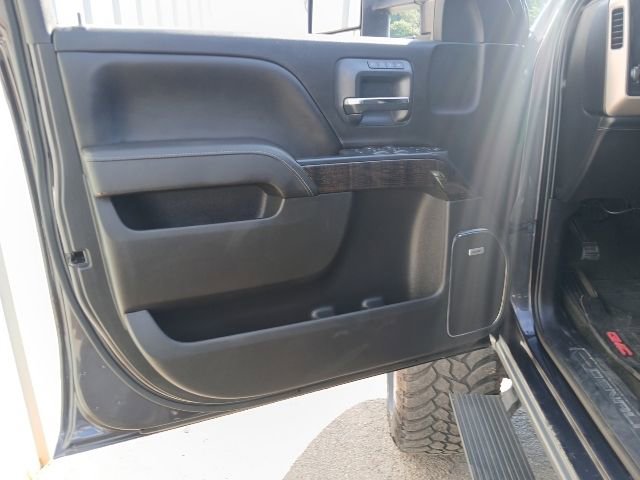 Used 2015 GMC Sierra 2500 Denali w/ Duramax Plus Package AWD/4WD image 56