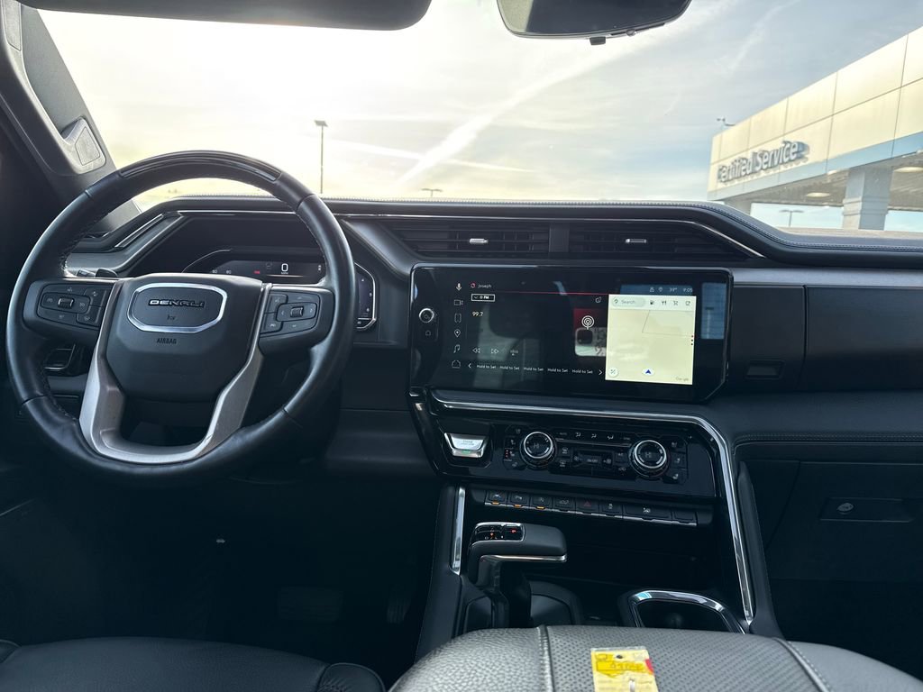 Used 2024 GMC Sierra 1500 Denali image 15