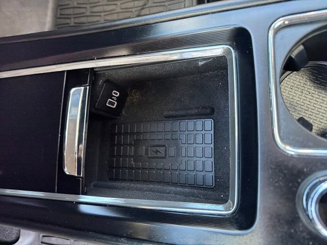 Used 2023 Lincoln Corsair Reserve w/ Equipment Group 201A image 31